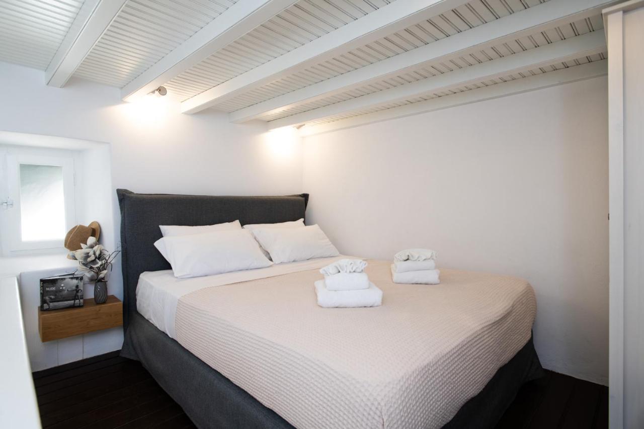 Mykonos House Aurora , *